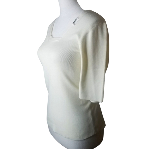 🦋Requirements Asymetrical Neckline Top - Picture 2 of 5